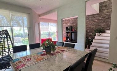 VENDO RESIDENCIA EN YAUTEPEC, MORELOS