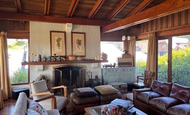 Se vende Preciosa casa en Isla teja, Valdivia, Chile