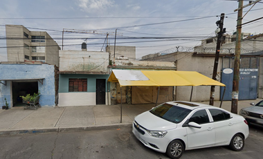 CASA EN VENTA EN PENSADOR MEXICANO VENUSTIANO CARRANZA DE REMATE