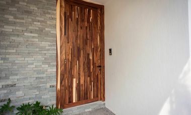 Hermosa casa en venta  por debajo de su valor en Zona Real fraccionamiento Privanza Coto senda acabados de Lujo.