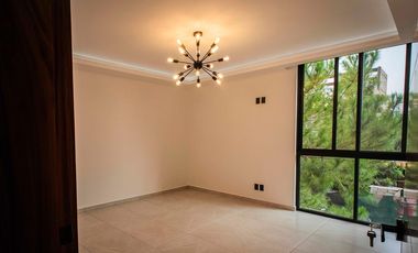 Hermosa casa en venta  por debajo de su valor en Zona Real fraccionamiento Privanza Coto senda acabados de Lujo.