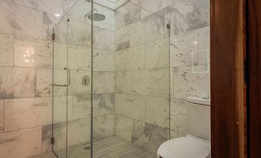 Hermosa casa en venta  por debajo de su valor en Zona Real fraccionamiento Privanza Coto senda acabados de Lujo.