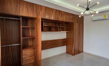 Hermosa casa en venta  por debajo de su valor en Zona Real fraccionamiento Privanza Coto senda acabados de Lujo.