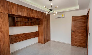 Hermosa casa en venta  por debajo de su valor en Zona Real fraccionamiento Privanza Coto senda acabados de Lujo.