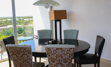 Vendo Departamento Penthouse en Yucatán Country Club, Mérida, Yucatán, de 260 m2 de construcción.