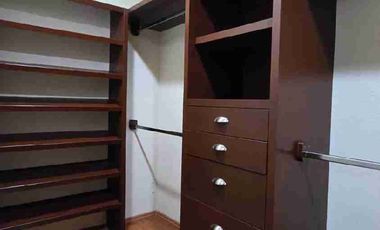 CASA EN VENTA EN PRIVADA LAS HACIENDAS RECIÉN REMODELADA