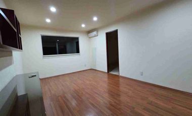 CASA EN VENTA EN PRIVADA LAS HACIENDAS RECIÉN REMODELADA