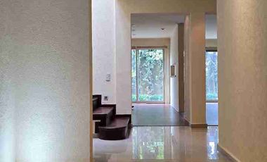 CASA EN VENTA EN PRIVADA LAS HACIENDAS RECIÉN REMODELADA