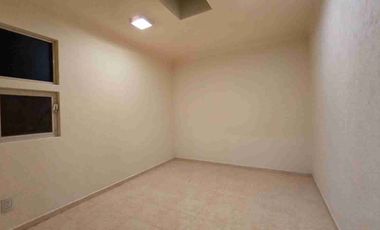 CASA EN VENTA EN PRIVADA LAS HACIENDAS RECIÉN REMODELADA