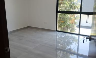 Hermosa casa en venta en Privanza Coto senda con los mejores acabados, por debajo de su valor