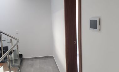 Hermosa casa en venta en Privanza Coto senda con los mejores acabados, por debajo de su valor