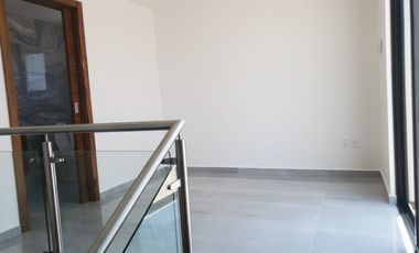 Hermosa casa en venta en Privanza Coto senda con los mejores acabados, por debajo de su valor