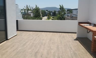 Hermosa casa en venta en Privanza Coto senda con los mejores acabados, por debajo de su valor