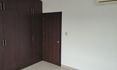 Via a la Costa, Renta de linda casa 3 dormitorios con piscina