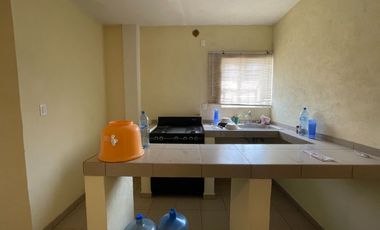 SE RENTA DEPARTAMENTOS PREDIO EN EL CASTILLO