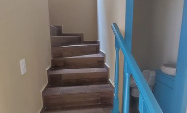 CASA EN RENTA 3 RECAMARAS 2 NIVELES EN PRIVADA CON CONTROL DE ACCSESO.