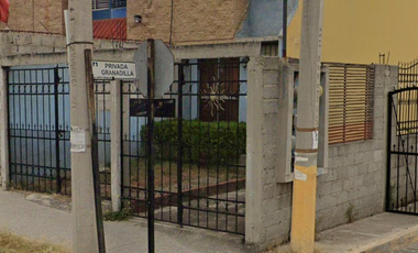 CASA DE RECUPERACIÓN BANCARIA EN PRIV. GRANADILLAS, CONJ. HAB. SANTA TERESA III, HUEHUETOCA, EDO. MEX. ¡NO SE ACEPTAN CRÉDITOS!