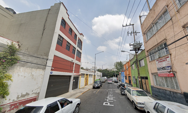 Edificio de Oficinas en Venta en Cuauhtémoc – Excelente Ubicación y Potencial Comercial, Remate Bancario Con Gran Plusvalía