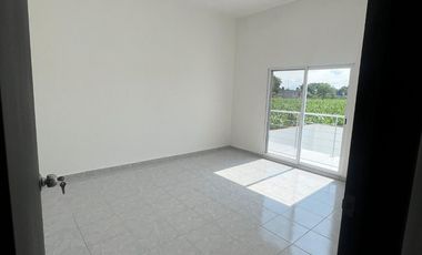 CASA EN VENTA, NUEVA, A 15 MIN. DE OAXTEPEC, MORELOS