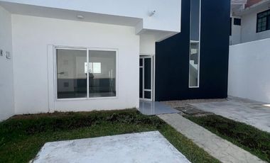 CASA EN VENTA, NUEVA, A 15 MIN. DE OAXTEPEC, MORELOS