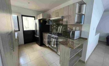 Renta casa en Zibata