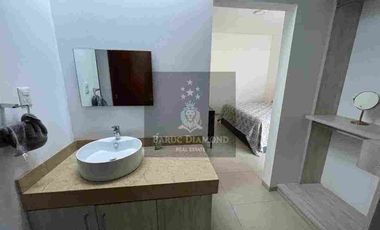 Renta casa en Zibata