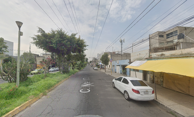 Casa en Venta en Pensador Mexicano, CDMX – Buena Distribución y Acceso a Vías Principales, Remate Bancario Con Gran Plusvalía