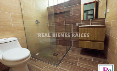 Hermosa casa unifamiliar en venta.