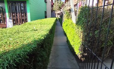 Santa Elena Casa En Privada Con Portón Eléctrico