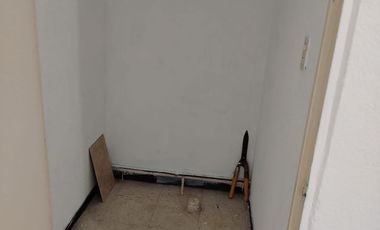 Santa Elena Casa En Privada Con Portón Eléctrico