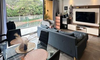 HERMOSA SUITE DE VENTA EN EDIFICIO MODERNO EN TUMBACO!!