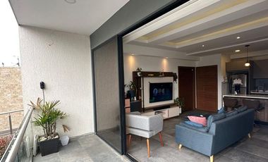 HERMOSA SUITE DE VENTA EN EDIFICIO MODERNO EN TUMBACO!!