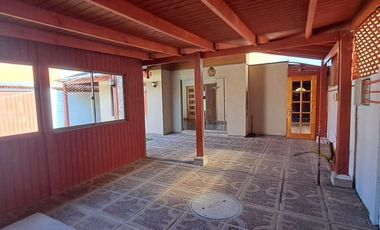 ACOGEDORA  Y SOÑADA CASA EN LOS  HUERTOS DE MACHALI 4D, 3B