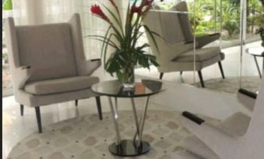 MODERNO DEPARTAMENTO 3 DORMITORIOS CON  JARDIN - PRIMER PISO- SURCO