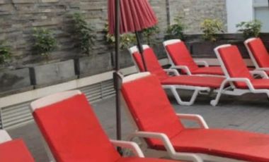 MODERNO DEPARTAMENTO 3 DORMITORIOS CON  JARDIN - PRIMER PISO- SURCO