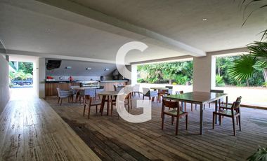 Casa en Preventa en Cancún en Kiva en Cancun Country Club con 4 Recámaras, alberca y Jardín