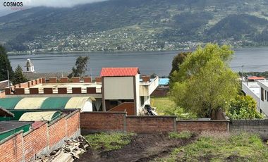 Casa Campestre de Estreno en Otavalo sector San Rafael con Vista a la Laguna