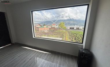 Casa Campestre de Estreno en Otavalo sector San Rafael con Vista a la Laguna