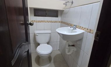 Alquiler – Casa de 2 Plantas en Excelente Ubicación Urbanización La Joya Etapa Murano