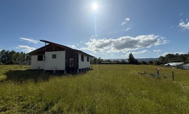 Se Vende Parcela con 2 Construcciones en cruce de Reumen, Paillaco, Región de Los Ríos.