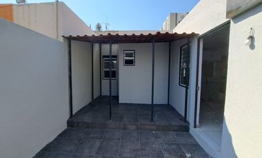 CASA EN RENTA  CON EXCELENTE UBICACIÓN