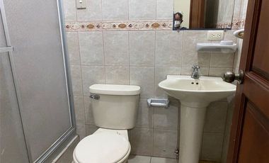 SE RENTA DEPARTAMENTO CON GARAJE, CENTRO MACHALA