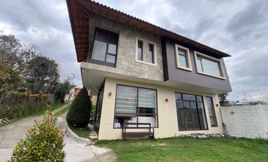 En Venta Casa En el Centro de Azogues