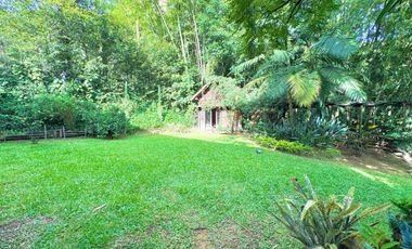 VENTA  CASA  NO ADOSADA EN UNIDAD CERRADA . Transversal  superior. El Poblado Medellín