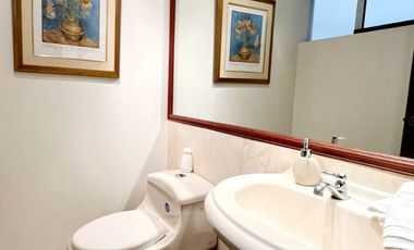 VENTA DPTO. EN CALLE CONDE DE LA VEGA DEL REN SURCO