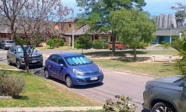 ESTUPENDA CASA TIPO CHALET EN FORESTA DEL CARMEN, VILLA ALEMANA 4 DORM