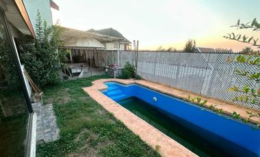 SE ARRIENDA CASA PARA USO COMERCIAL EN LOMAS SAN ANDRES