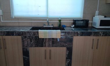 Amplio departamento con 2 cuartos y terraza