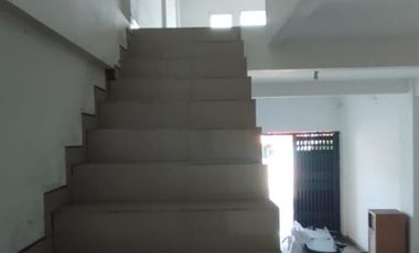 Disewakan Ruko Jl.Lempung Tama Lontar Sambikerep