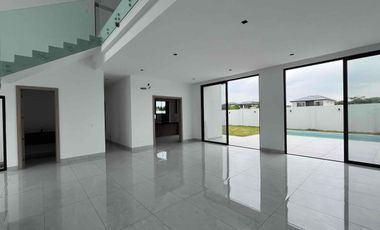 Isla Mocoli - Monaco - Casa de Estreno en Venta con Piscina - Km 6 Samborondón